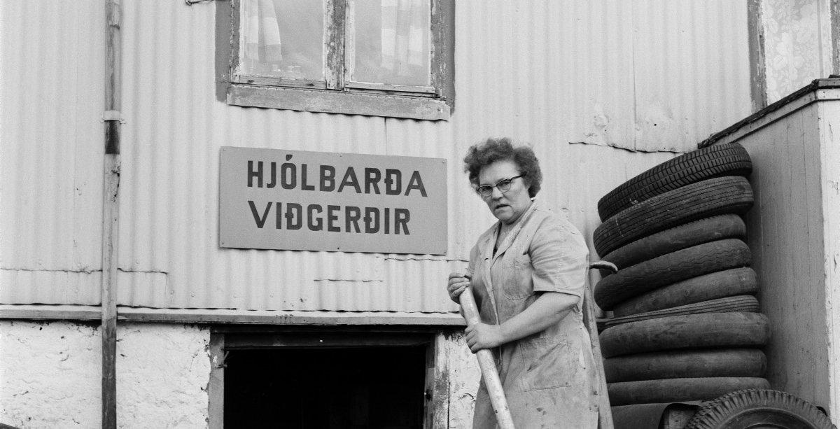 Opnun I Ólafur K. Magnússon: Á vettvangi